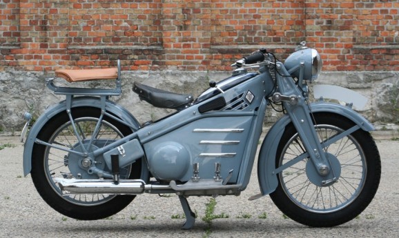 Victoria KR9 Fahrmeister 1936 500cc 2 cyl IOE